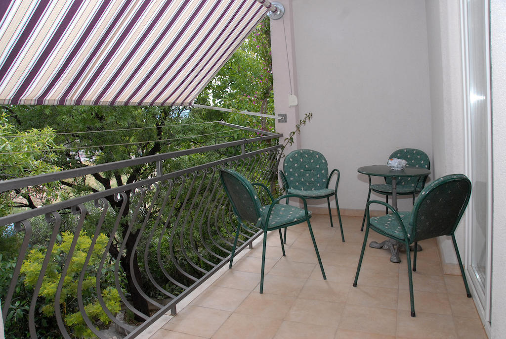 Apartments Natura Makarska Quarto foto