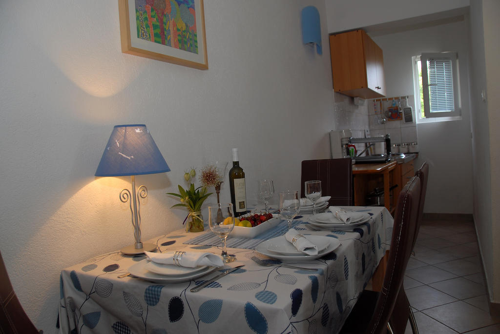 Apartments Natura Makarska Quarto foto